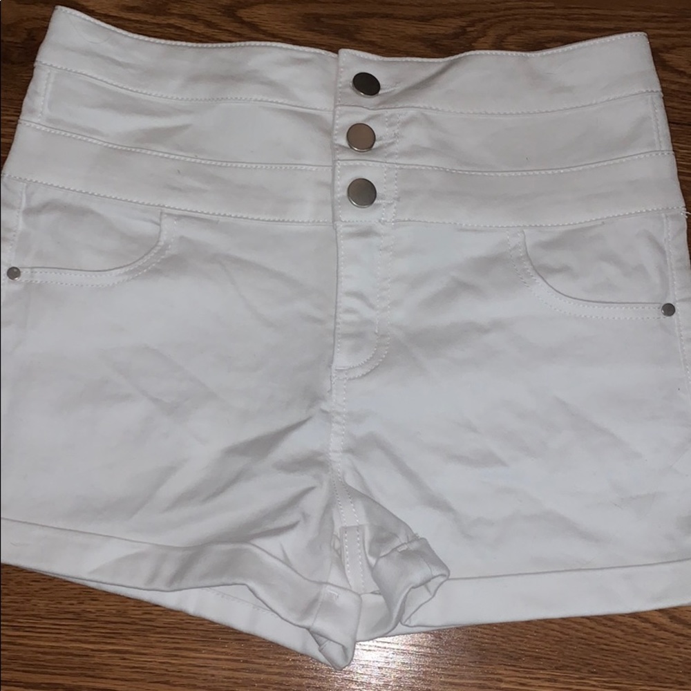 White high waisted shorts
